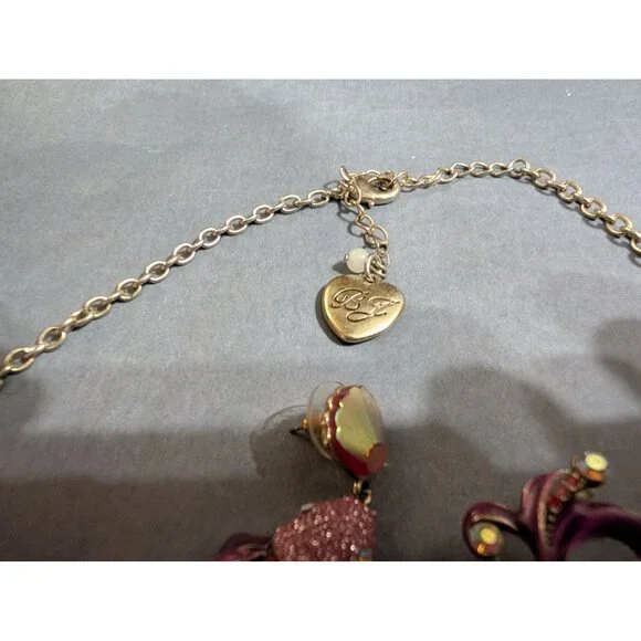 Betsy Johnson Koi Fish Necklace and Earrings Pink Sparkly Gold Tone Chain 21 in - Picture 3 of 6